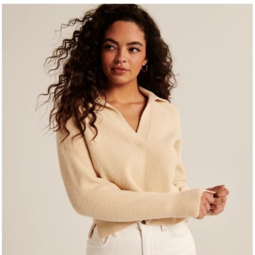 Abercrombie DreamLush Notch Neck Polo Sweater
